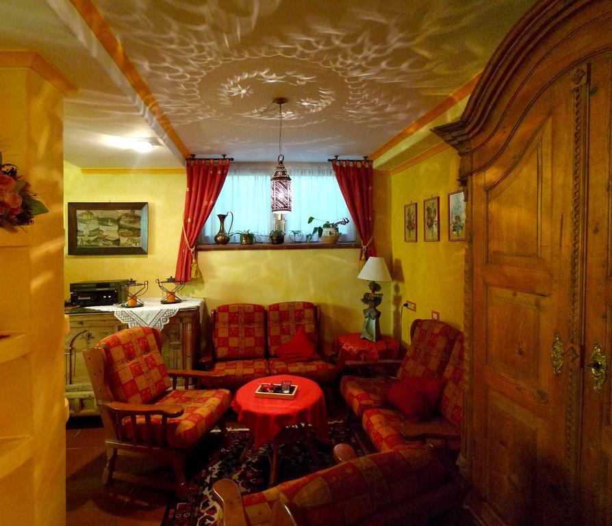 Residence Intica Сан Кандидо Екстериор снимка