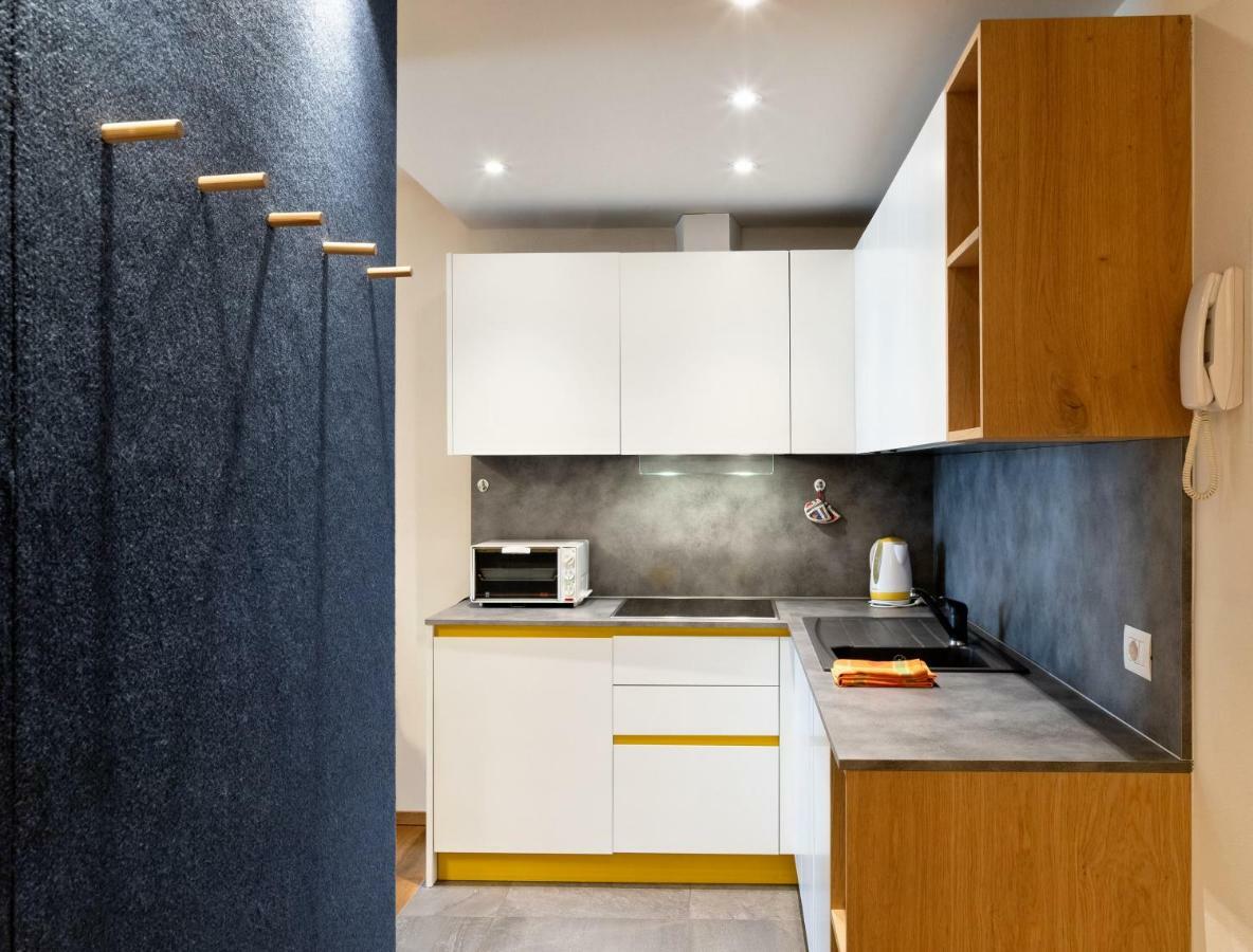 Residence Intica Сан Кандидо Екстериор снимка